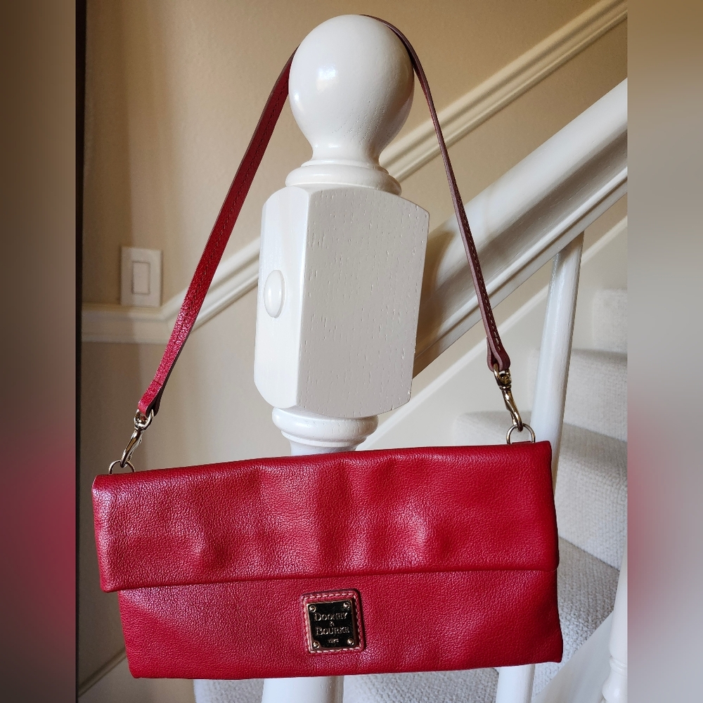 D&B Slim Leather Shoulder/Wrist Clutch